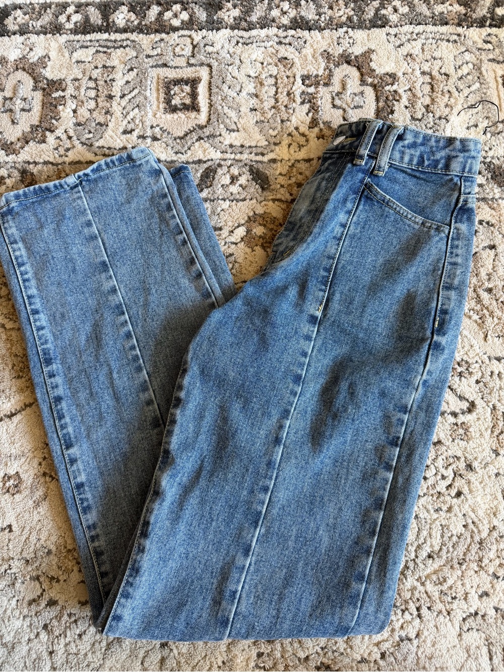 PrettyLittleThing Blue Straight Leg High-Rise Jeans